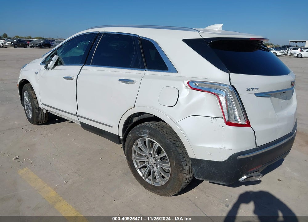 2017 CADILLAC XT5 LUXURY VIN: 1GYKNBRSXHZ190093