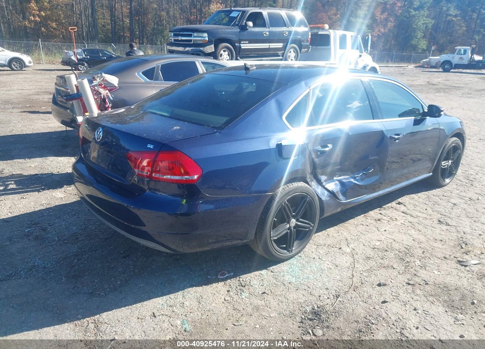2013 VOLKSWAGEN PASSAT 2.5L SE VIN: 1VWBP7A35DC093010