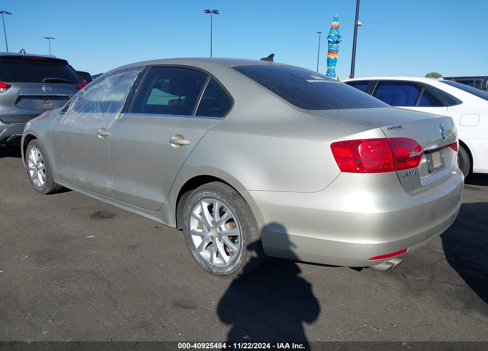 2014 VOLKSWAGEN JETTA 1.8T SE VIN: 3VWD17AJXEM254749