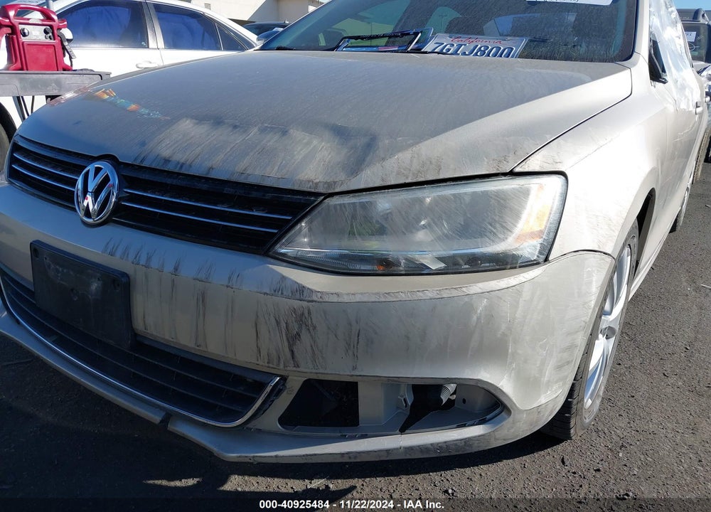 2014 VOLKSWAGEN JETTA 1.8T SE VIN: 3VWD17AJXEM254749