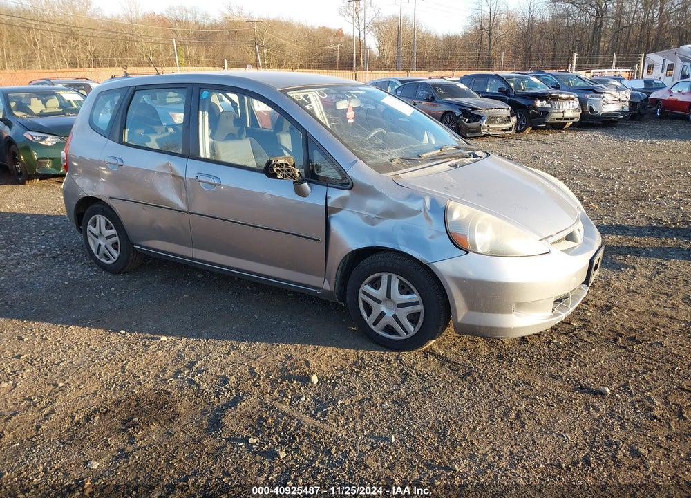 2007 HONDA FIT VIN: JHMGD38457S025467