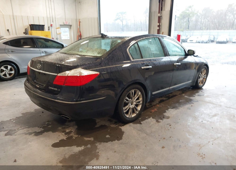 2010 HYUNDAI GENESIS 4.6 VIN: KMHGC4DF8AU111073