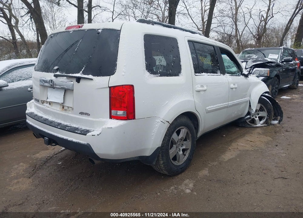 2011 HONDA PILOT EX-L VIN: 5FNYF4H57BB067062
