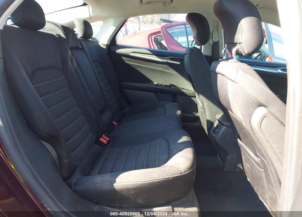 2013 FORD FUSION SE VIN: 3FA6P0HR8DR335429