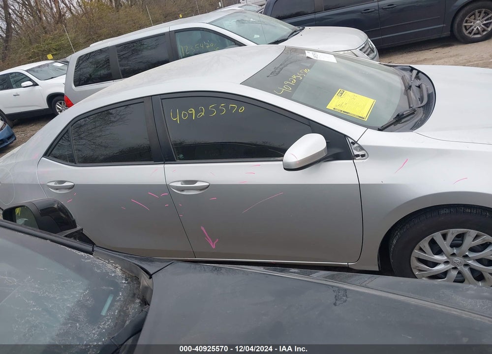 2017 TOYOTA COROLLA LE VIN: 5YFBURHE4HP656172