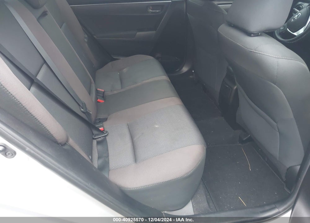 2017 TOYOTA COROLLA LE VIN: 5YFBURHE4HP656172