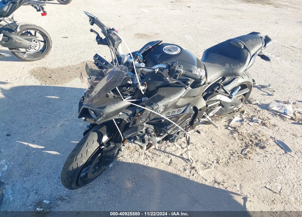 2021 YAMAHA MTN1000 VIN: JYARN48E1MA003842