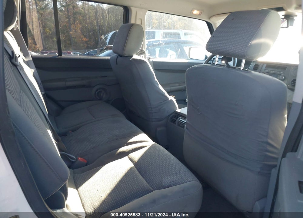 2006 JEEP COMMANDER VIN: 1J8HH48K26C206641