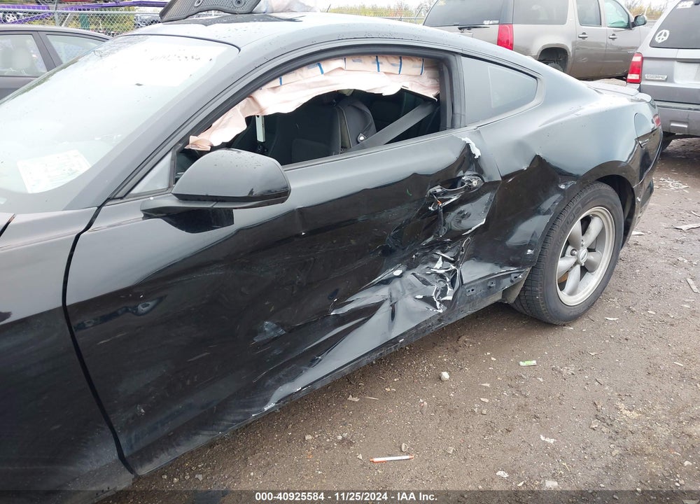 2015 FORD MUSTANG VIN: 1FA6P8AM2F5377551