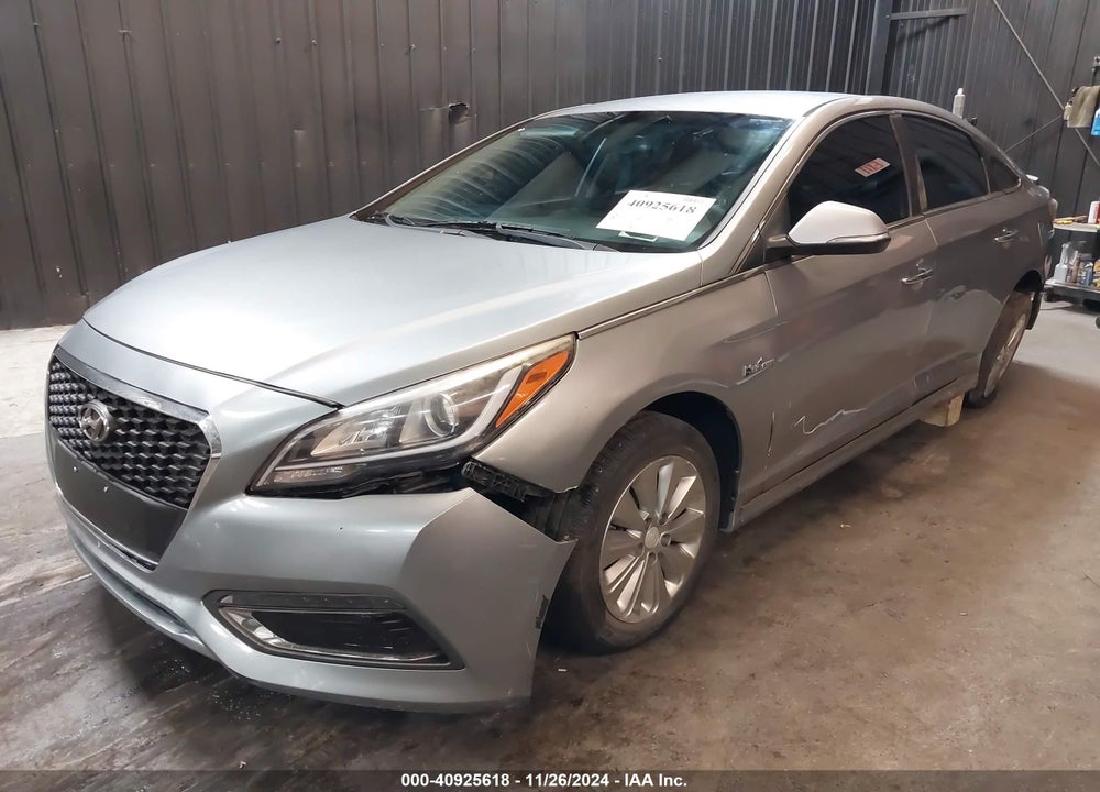 2016 HYUNDAI SONATA HYBRID SE VIN: KMHE24L14GA027097