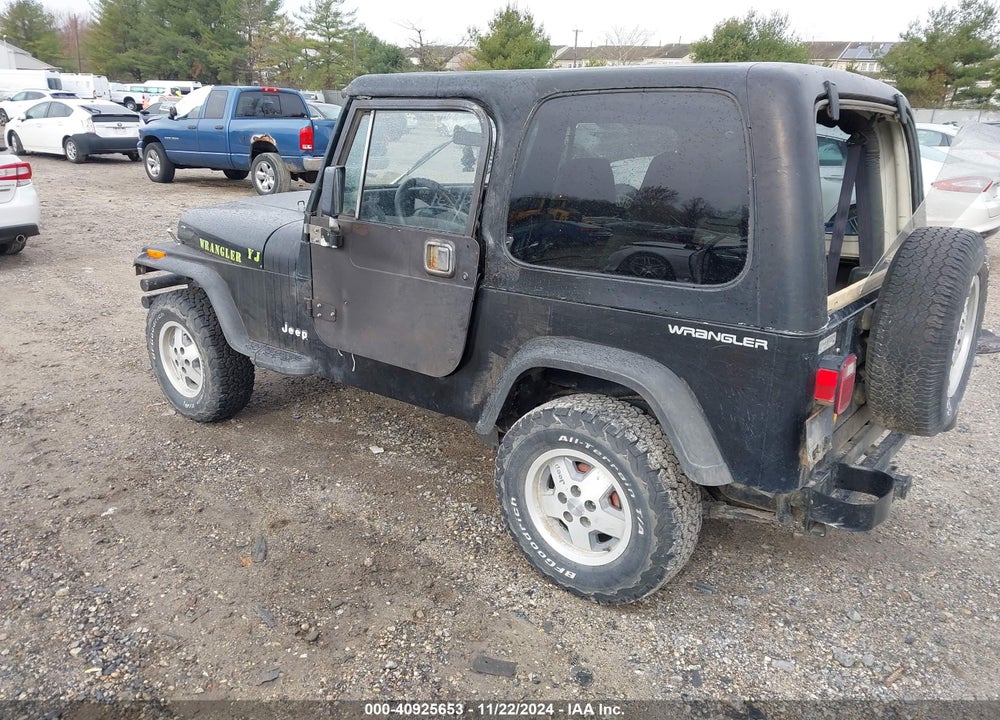 1993 JEEP WRANGLER / YJ S VIN: 1J4FY19PXPP221531