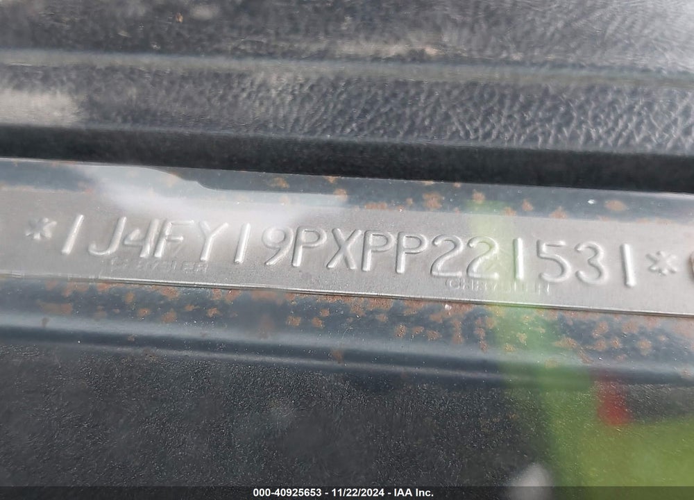 1993 JEEP WRANGLER / YJ S VIN: 1J4FY19PXPP221531