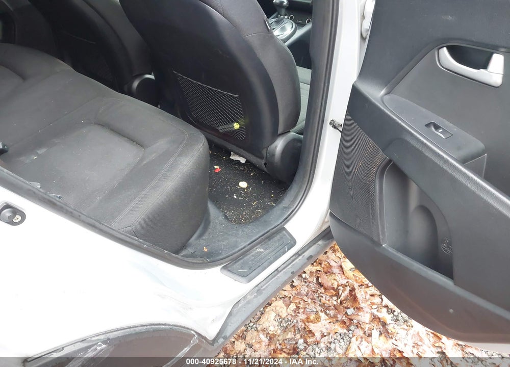 2013 KIA SPORTAGE LX VIN: KNDPBCA21D7517055