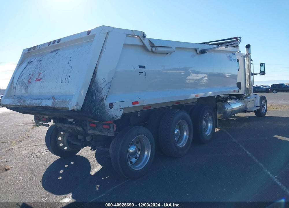 2024 PETERBILT 567 VIN: 1NPCLP0X5RD601879