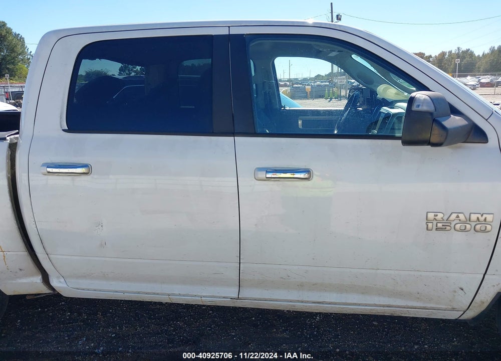 2017 RAM 1500 BIG HORN 4X2 5'7 BOX VIN: 3C6RR6LT5HG563873