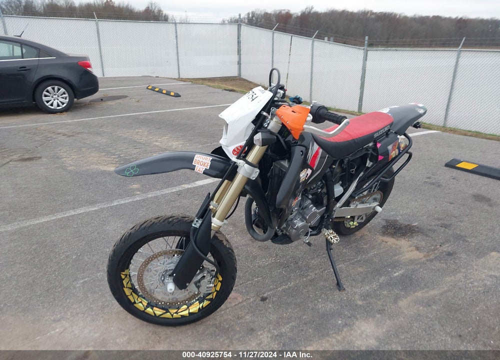 2022 SUZUKI DR-Z400 SM VIN: JS1SK44A4N7100012