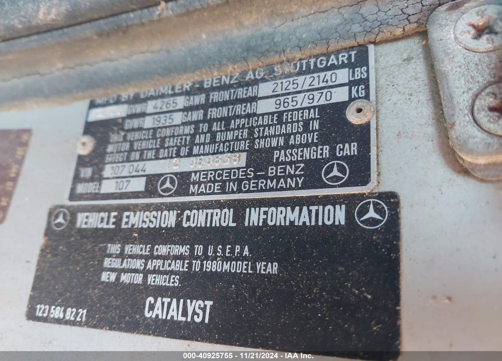 1980 MERCEDES-BENZ 450SL VIN: 10704412060838
