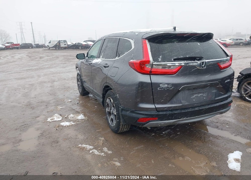 2018 HONDA CR-V EX VIN: 7FARW2H52JE032375