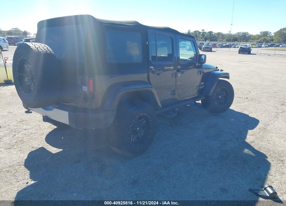 2015 JEEP WRANGLER UNLIMITED SAHARA VIN: 1C4BJWEG2FL553495