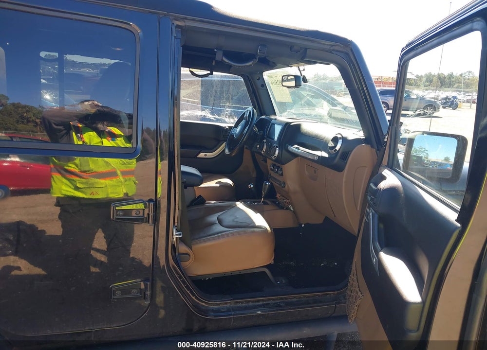 2015 JEEP WRANGLER UNLIMITED SAHARA VIN: 1C4BJWEG2FL553495