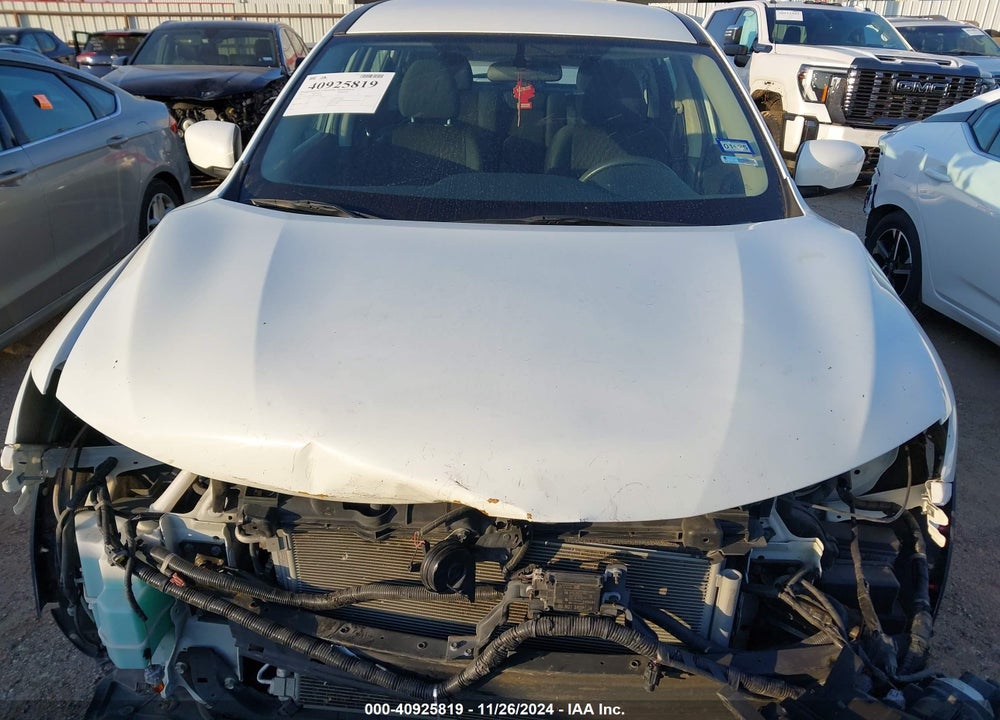 2017 NISSAN ROGUE S VIN: 5N1AT2MT8HC835300