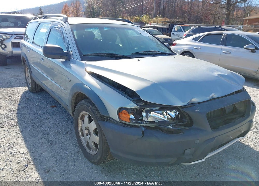 2002 VOLVO V70 XC VIN: YV1SZ58D521071656