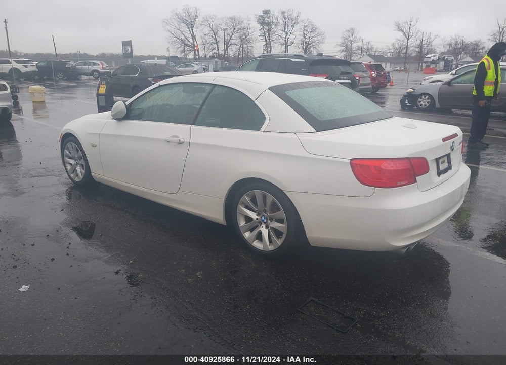 2012 BMW 328 VIN: WBADW7C5XCE729773