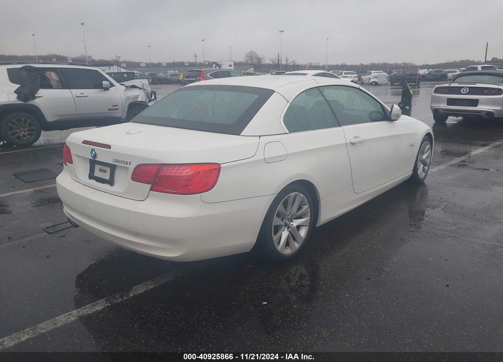 2012 BMW 328 VIN: WBADW7C5XCE729773