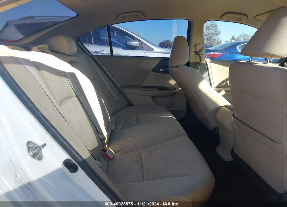 2015 HONDA ACCORD LX VIN: 1HGCR2F33FA055708