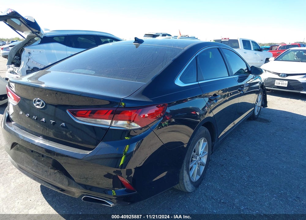 2019 HYUNDAI SONATA VIN: 5NPE24AF7KH743531