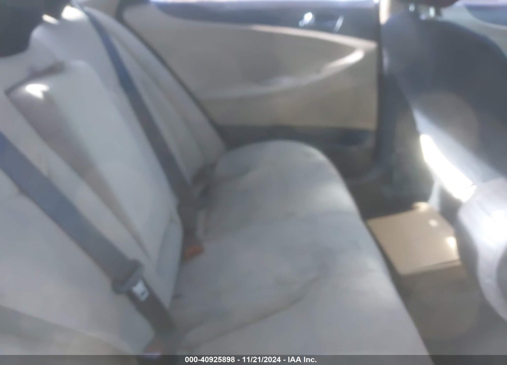 2013 HYUNDAI SONATA GLS VIN: 5NPEB4AC9DH611234