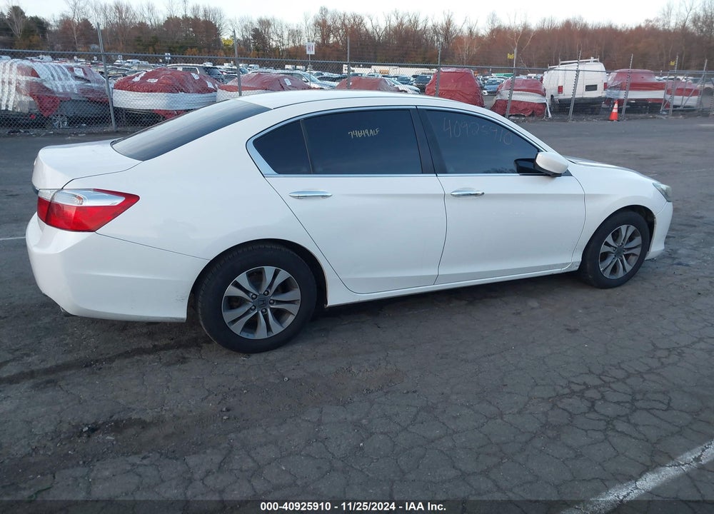 2015 HONDA ACCORD LX VIN: 1HGCR2F34FA158751