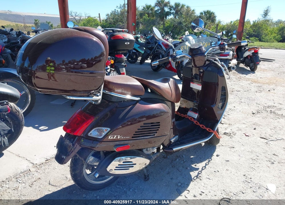 2014 VESPA GTS 300 SUPER VIN: ZAPM459L2E5902030
