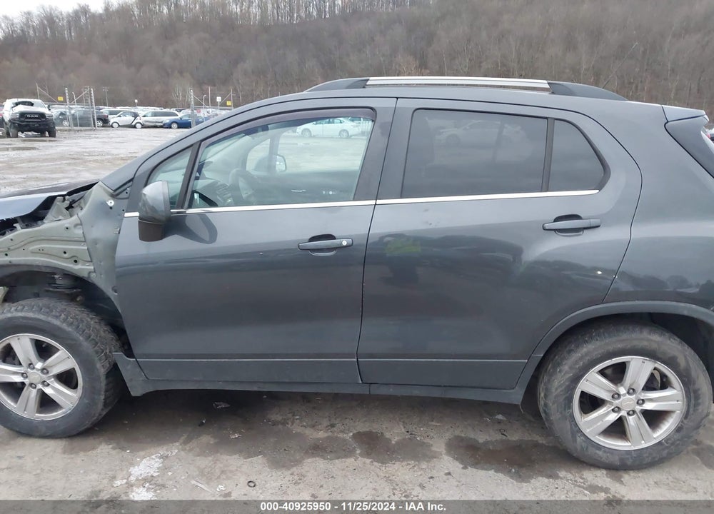2016 CHEVROLET TRAX LT VIN: 3GNCJPSB4GL158573