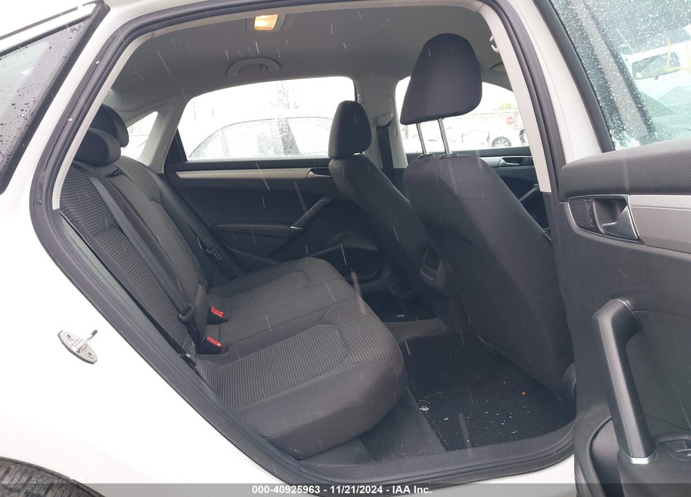 2016 VOLKSWAGEN PASSAT 1.8T S VIN: 1VWAT7A30GC014595