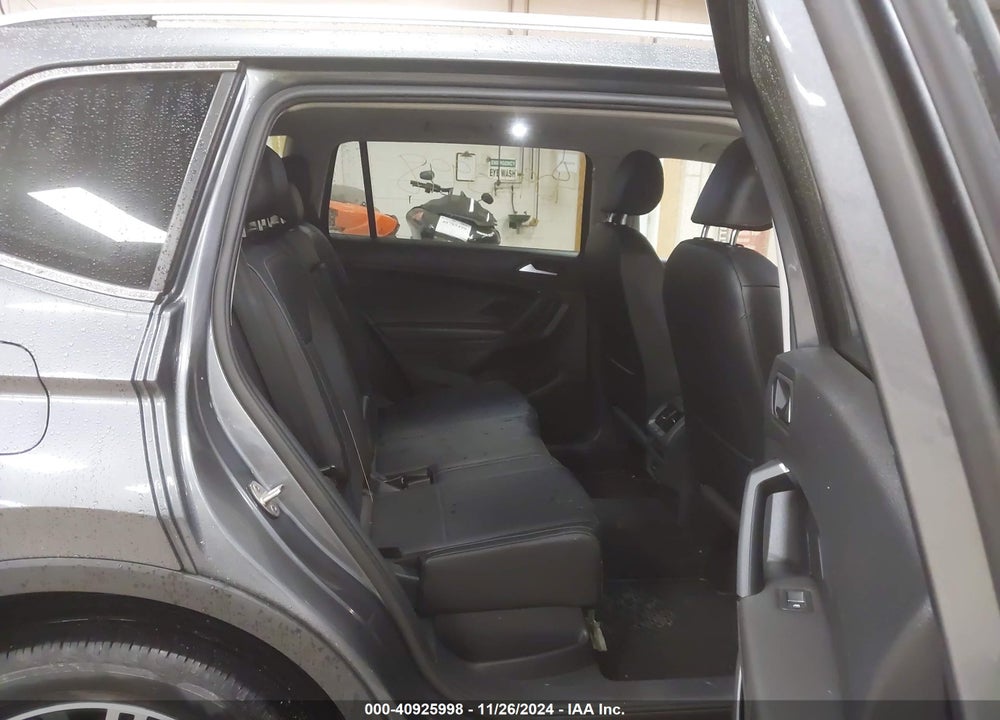 2019 VOLKSWAGEN TIGUAN 2.0T SE/2.0T SEL/2.0T SEL R-LINE/2.0T SEL R-LINE BLACK VIN: 3VV2B7AX1KM008360