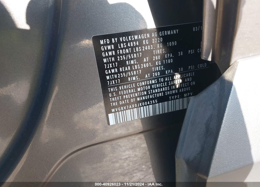 2018 VOLKSWAGEN TIGUAN LIMITED 2.0T VIN: WVGBV7AX0JK004355