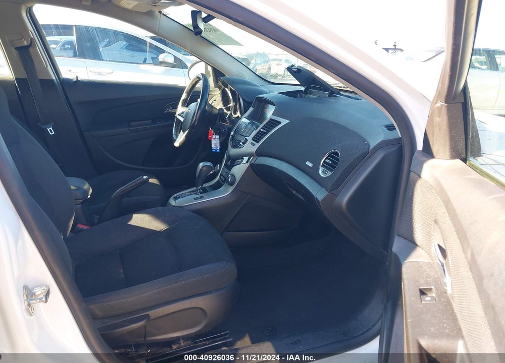 2014 CHEVROLET CRUZE 1LT AUTO VIN: 1G1PC5SB8E7237036
