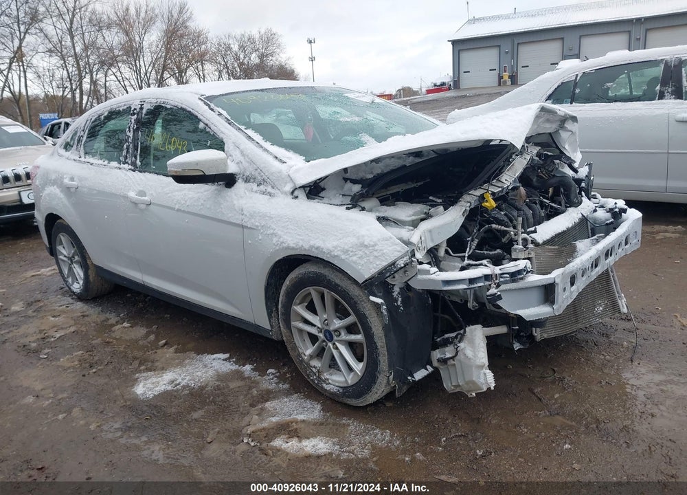 2015 FORD FOCUS SE VIN: 1FADP3F25FL262651
