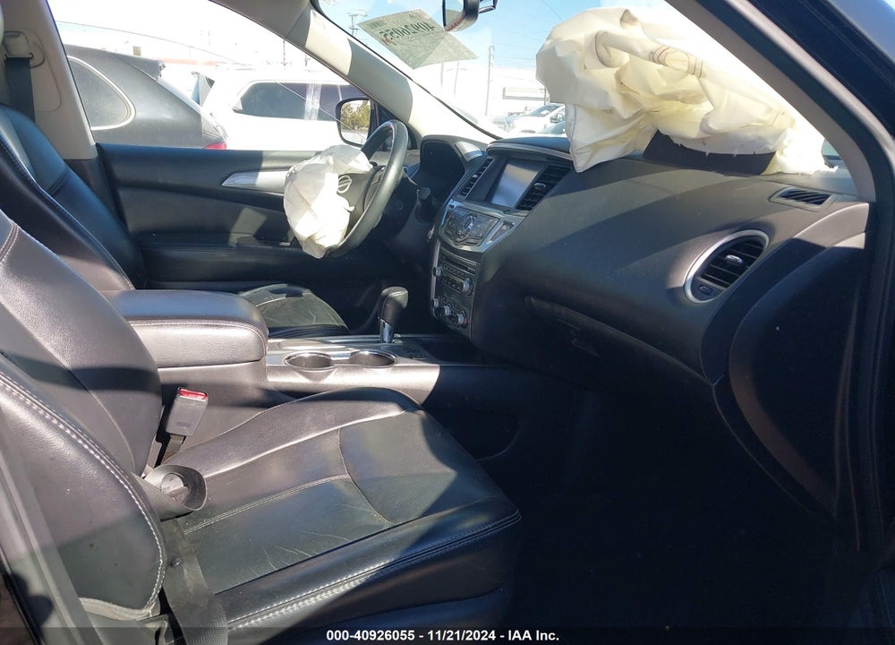 2018 NISSAN PATHFINDER SL VIN: 5N1DR2MN6JC628374