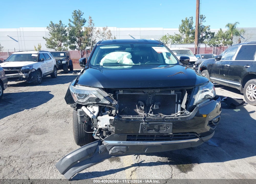 2018 NISSAN PATHFINDER SL VIN: 5N1DR2MN6JC628374