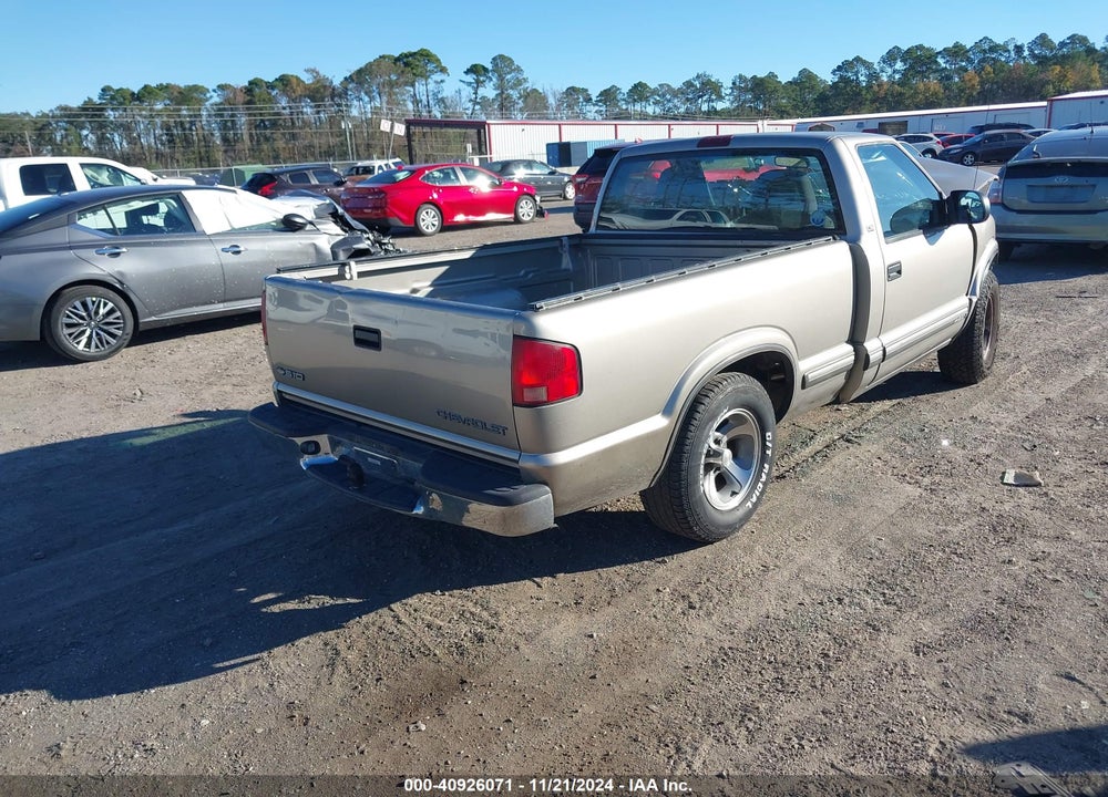2000 CHEVROLET S-10 LS VIN: 1GCCS1452Y8262196