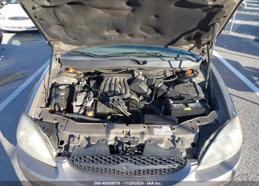 2002 FORD TAURUS SES VIN: 1FAFP55U22A105222