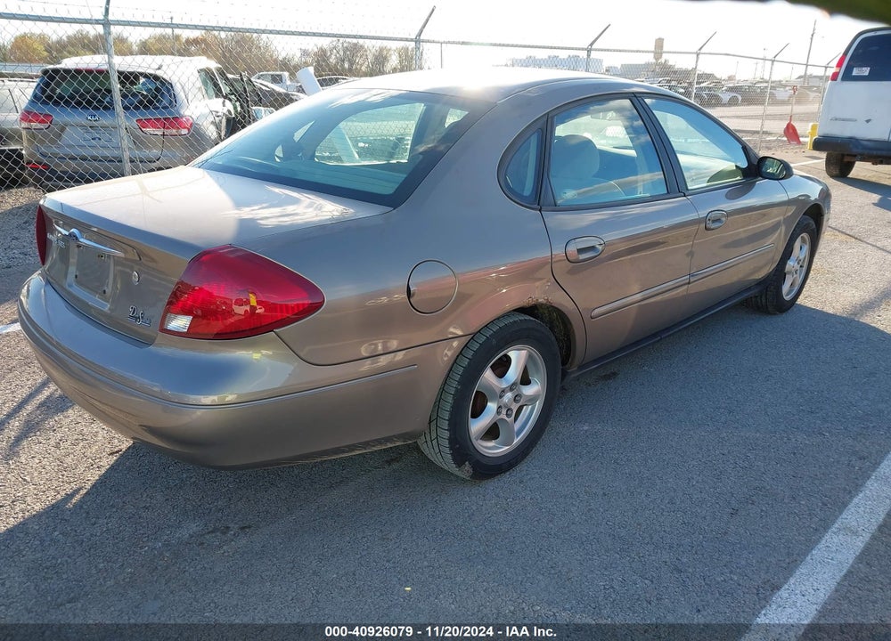 2002 FORD TAURUS SES VIN: 1FAFP55U22A105222