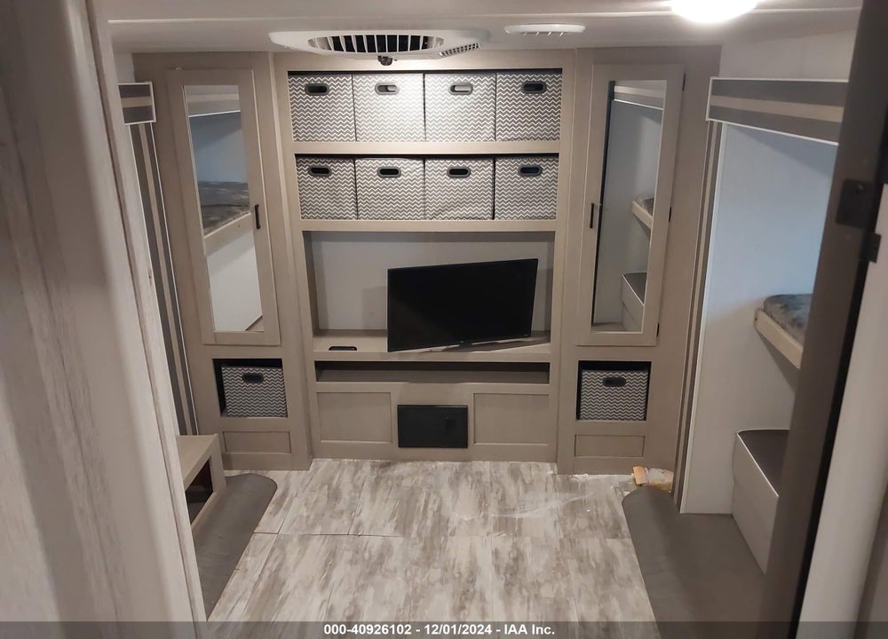 2023 FOREST RIVER OTHER VIN: 4X4TSMG25P8070265