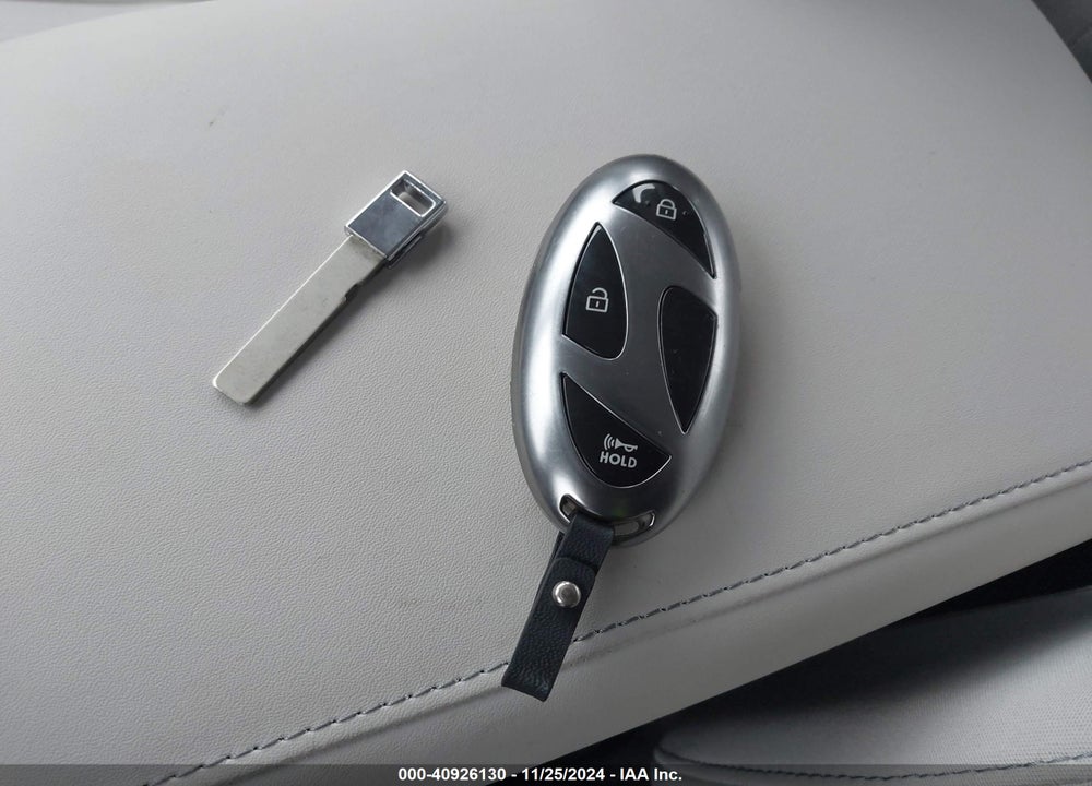 2024 HYUNDAI SONATA HYBRID VIN: KMHL34JJ1RA097246
