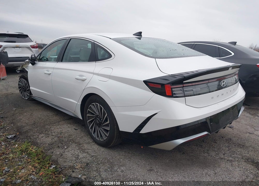 2024 HYUNDAI SONATA HYBRID VIN: KMHL34JJ1RA097246