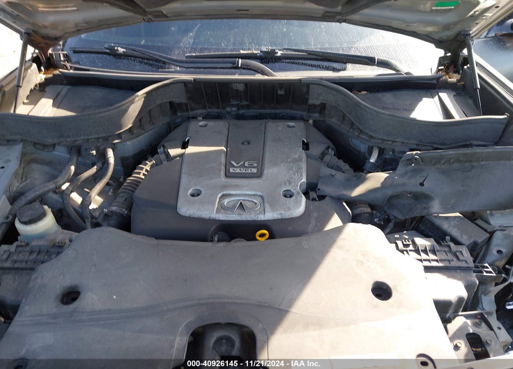 2015 INFINITI QX70 VIN: JN8CS1MU7FM381720