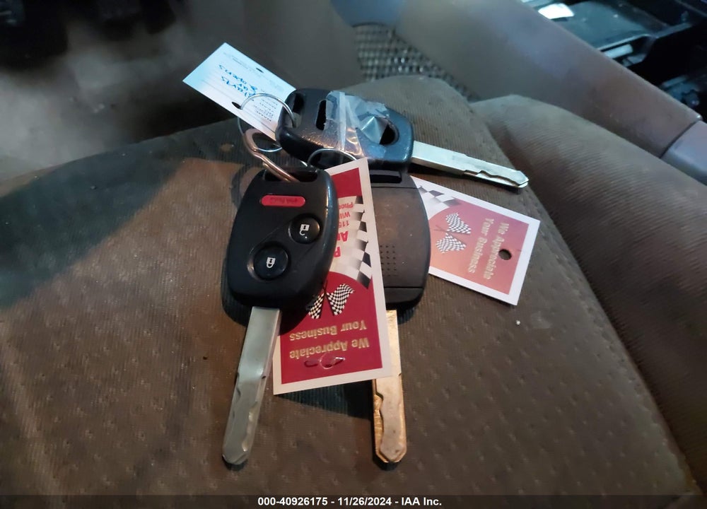 2007 HONDA PILOT LX VIN: 2HKYF18177H537790