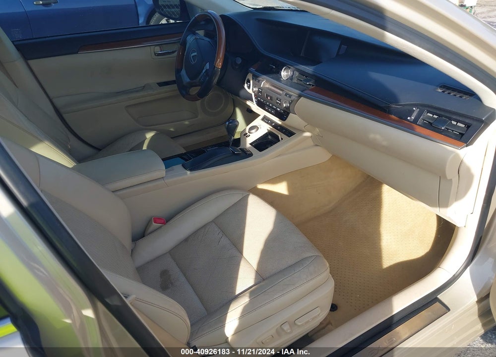2013 LEXUS ES 300H VIN: JTHBW1GG8D2001020